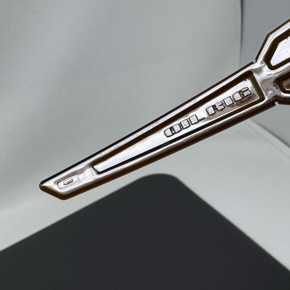 Oakley Oil Rig II Polished Rootbeer No Lenses Frame Only - Picture 4 of 13